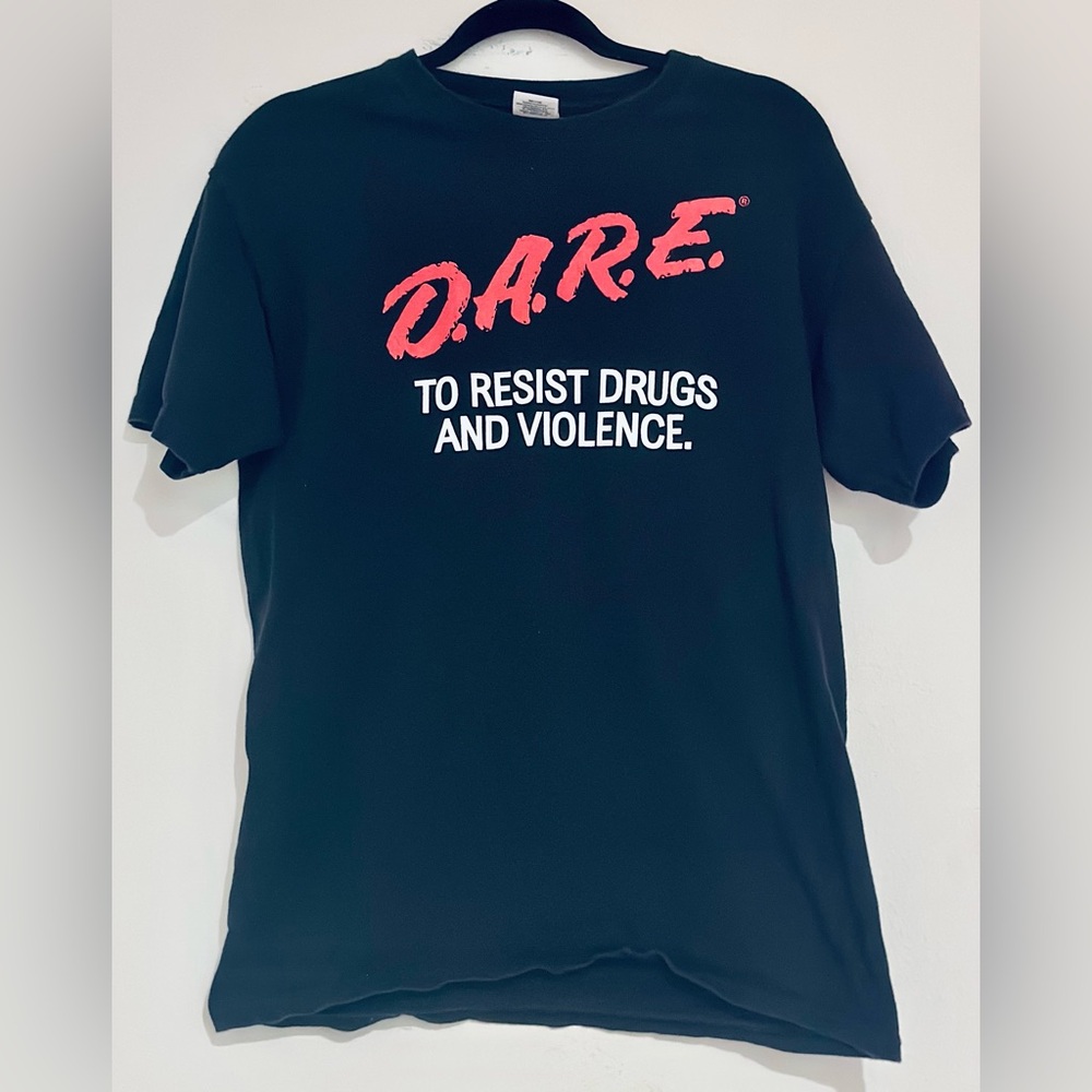 Vintage Y2K Authentic DARE Program T Shirt Unisex Medium Men’s Large Women